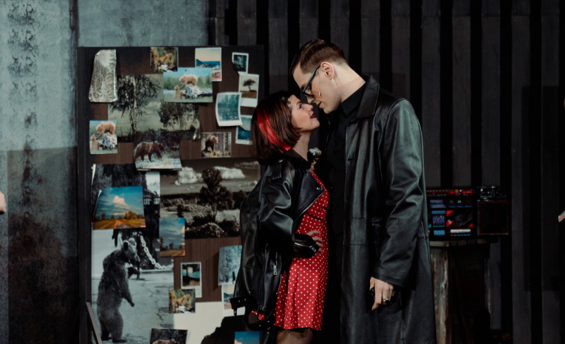 на фото: Агния Кузнецова и Николай Коротаев в спектакле "Нежданно-Негаданно"-8